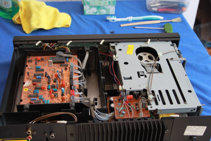 philipscd304-o