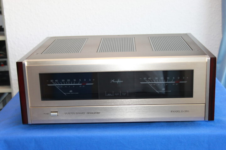 accuphasep360