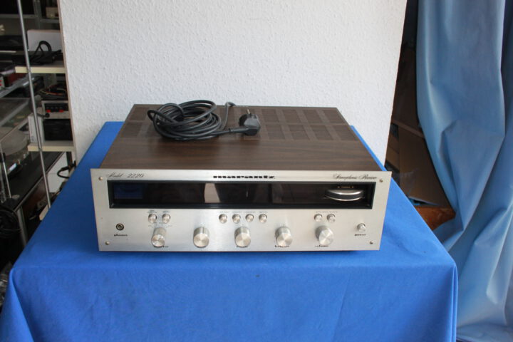 marantz2220