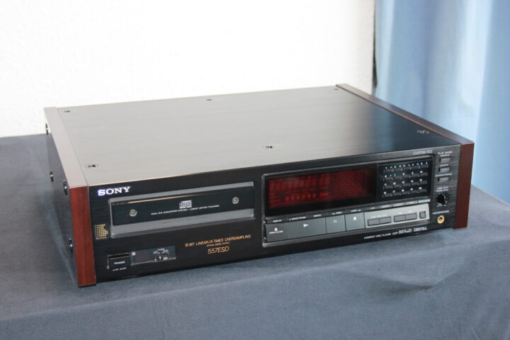 sonycdp557-2
