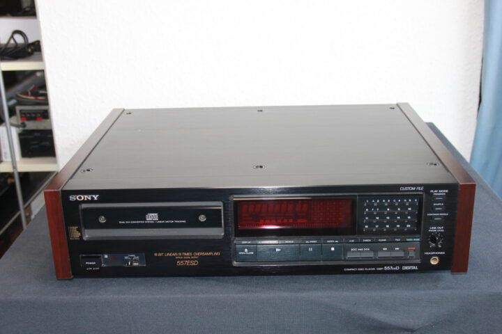 sonycdp557-3